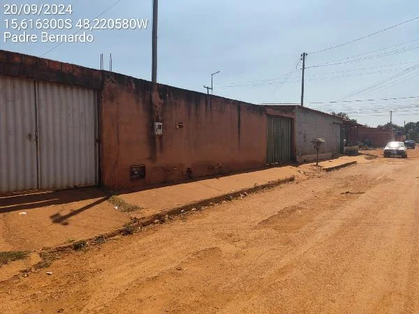 Casa - 2 Quartos - Padre Bernardo - Ocupado — foto 2