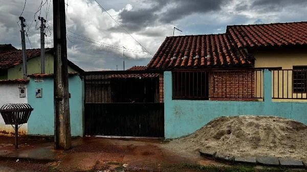 Casa - 2 Quartos - Luziania - Ocupado — foto 2