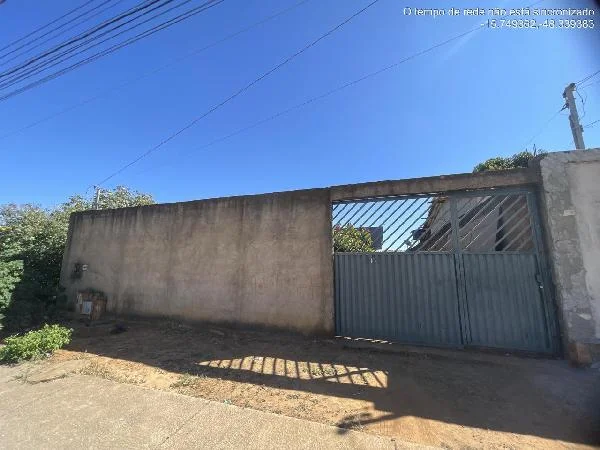 Casa - 2 Quartos - Aguas Lindas de Goias - Ocupado — foto 2