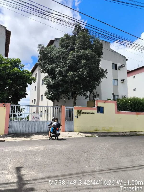 Apartamento - 2 Quartos - Teresina - Ocupado — foto 2