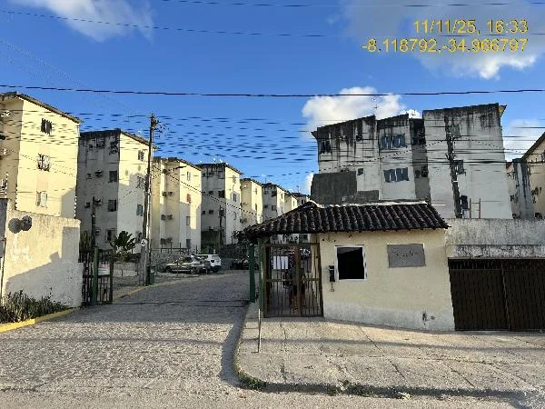 Apartamento - 2 Quartos - Jaboatao dos Guararapes - Ocupado — foto 2