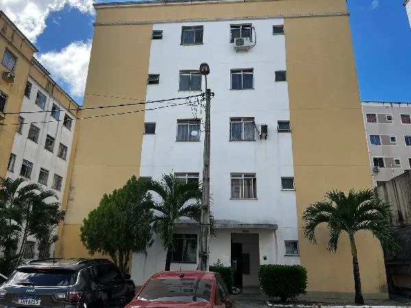 Apartamento - 2 Quartos - Lauro de Freitas - Ocupado — foto 2