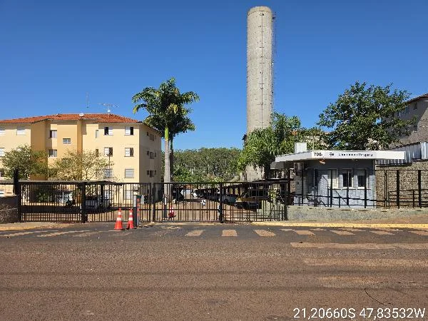 Apartamento - 2 Quartos - Ribeirao Preto - Ocupado — foto 2
