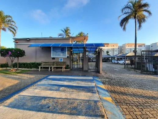 Apartamento - 2 Quartos - São Carlos - Desocupado — foto 2