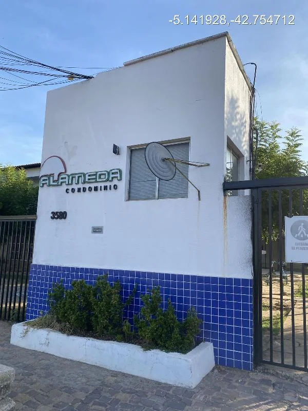 Apartamento - 2 Quartos - Teresina - Ocupado — foto 2