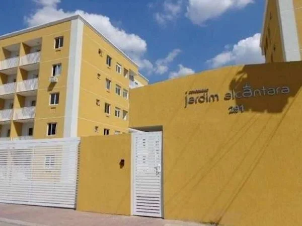 Apartamento - 2 Quartos - Sao Goncalo - Ocupado — foto 2
