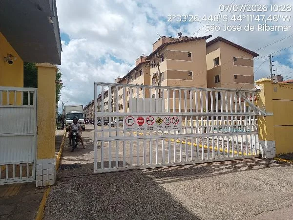 Apartamento - 2 Quartos - Sao Jose de Ribamar - Ocupado — foto 2