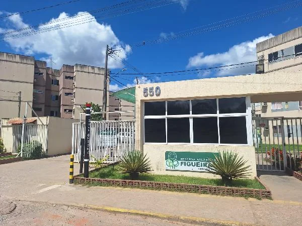 Apartamento - 2 Quartos - Sao Lourenco da Mata - Ocupado — foto 2