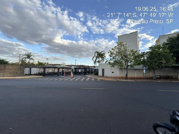 Apartamento - 2 Quartos - Ribeirao Preto - Ocupado — foto 2