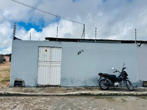 Casa - 2 Quartos - Junqueiro - Ocupado — foto 2