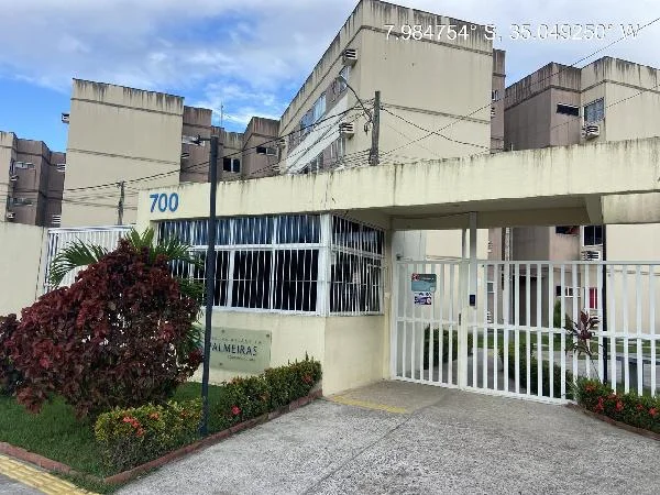 Apartamento - 2 Quartos - Sao Lourenco da Mata - Ocupado — foto 2