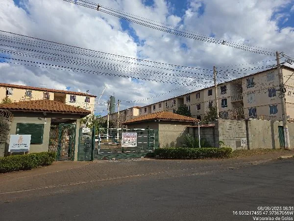 Apartamento - 2 Quartos - Valparaiso de Goias - Ocupado — foto 2