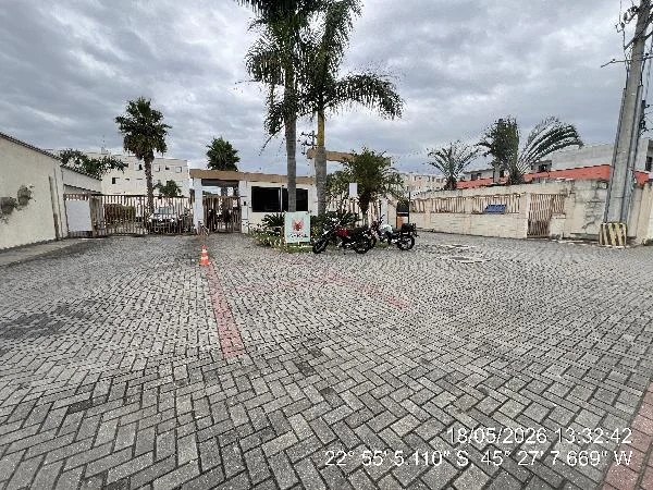 Apartamento - 2 Quartos - Pindamonhangaba - Ocupado — foto 2