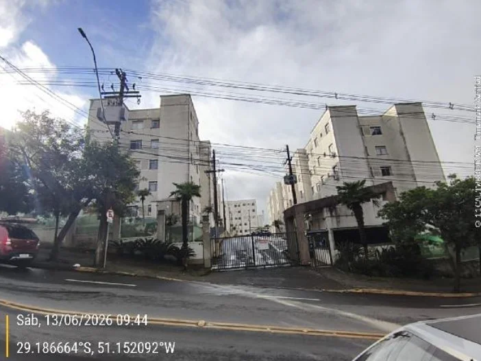 Apartamento - 2 Quartos - Caxias do Sul - Ocupado — foto 2