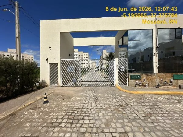 Apartamento - 2 Quartos - Mossoro - Ocupado — foto 2