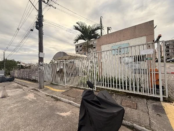 Apartamento - 2 Quartos - Camacari - Ocupado — foto 2