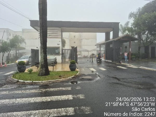 Apartamento - 2 Quartos - Sao Carlos - Desocupado — foto 2