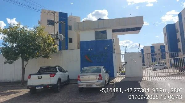 Apartamento - 2 Quartos - Teresina - Ocupado — foto 2