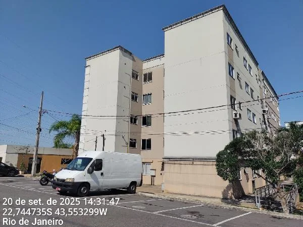 Apartamento - 2 Quartos - Queimados - Ocupado — foto 2