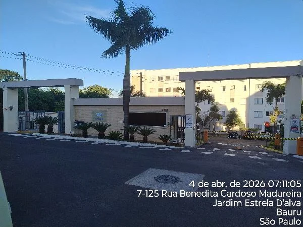 Apartamento - 2 Quartos - Bauru - Ocupado — foto 2