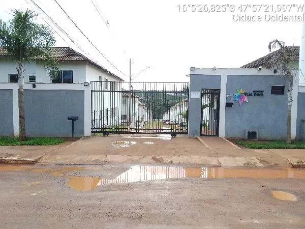 Apartamento - 2 Quartos - Cidade Ocidental - Ocupado — foto 2