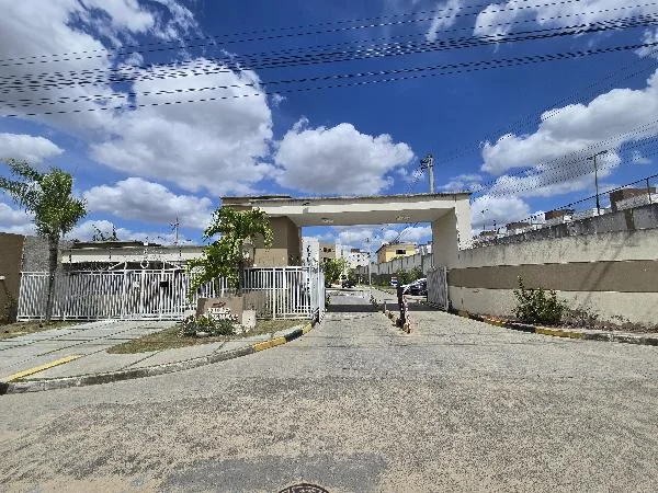Apartamento - 2 Quartos - Feira de Santana - Ocupado — foto 2