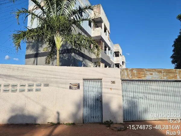 Apartamento - 2 Quartos - Aguas Lindas de Goias - Desocupado — foto 2