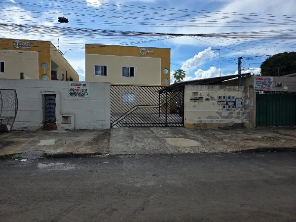 Apartamento - 2 Quartos - Cidade Ocidental - Ocupado — foto 2