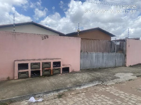 Casa - 2 Quartos - Sao Goncalo do Amarante - Ocupado — foto 2