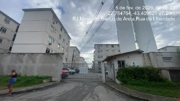 Apartamento - 2 Quartos - Mesquita - Ocupado — foto 2