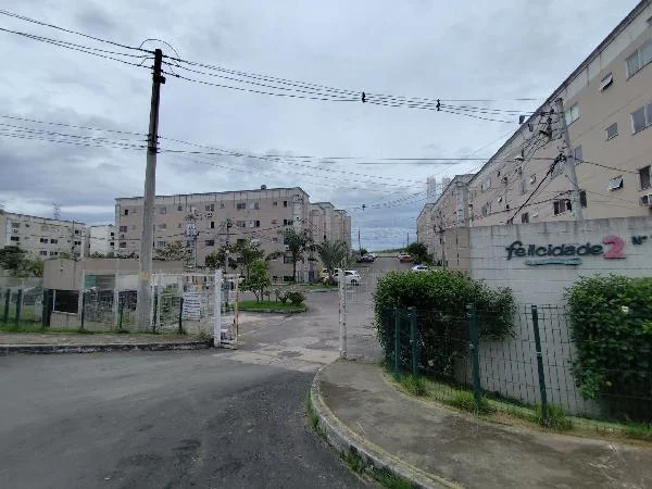 Apartamento - 2 Quartos - Queimados - Ocupado — foto 2