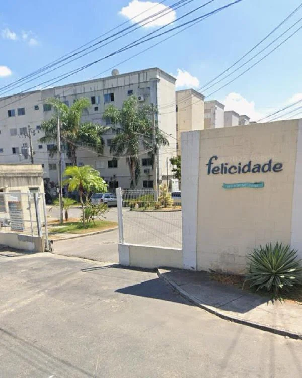 Apartamento - 2 Quartos - Queimados - Ocupado — foto 2
