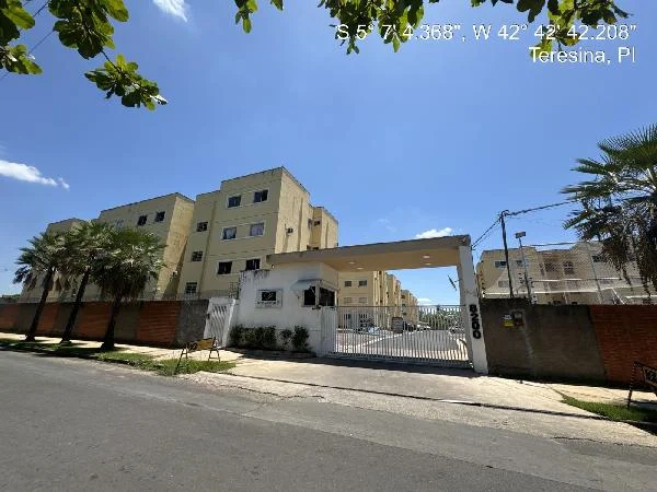 Apartamento - 2 Quartos - Teresina - Ocupado — foto 2