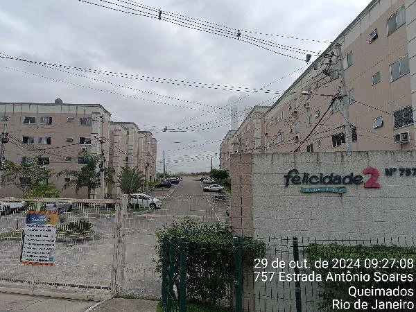 Apartamento - 2 Quartos - Queimados - Ocupado — foto 2