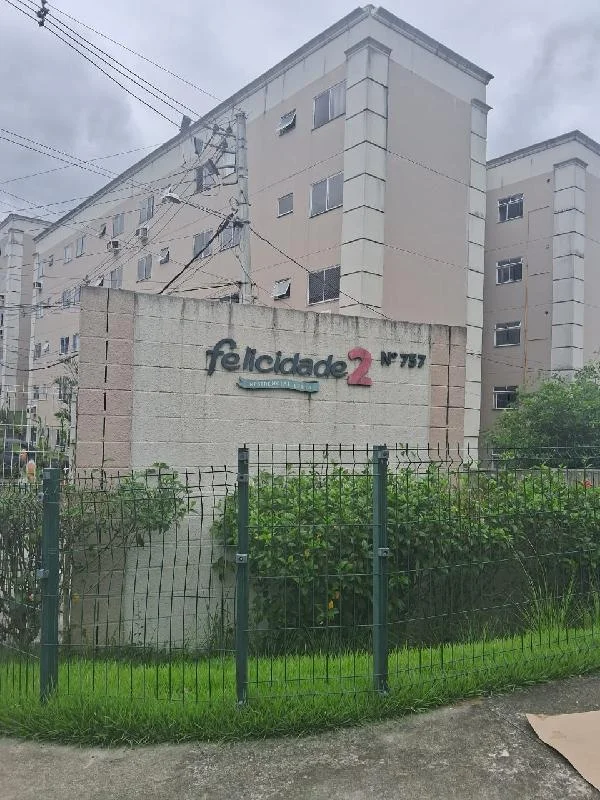 Apartamento - 2 Quartos - Queimados - Ocupado — foto 2