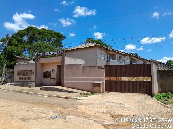 Apartamento - 2 Quartos - Cidade Ocidental - Ocupado — foto 2