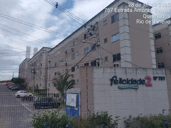 Apartamento - 2 Quartos - Queimados - Ocupado — foto 2
