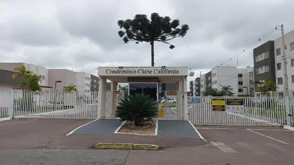 Apartamento - 2 Quartos - Campo Largo - Ocupado — foto 2
