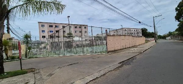 Apartamento - 2 Quartos - Lauro de Freitas - Ocupado — foto 2