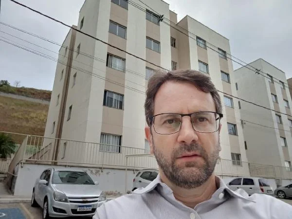 Apartamento - 2 Quartos - Juiz de Fora - Ocupado — foto 2