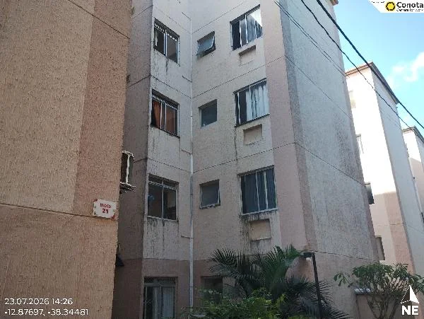 Apartamento - 2 Quartos - Lauro de Freitas - Ocupado — foto 2