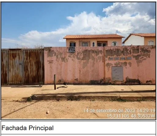 Apartamento - 2 Quartos - Aguas Lindas de Goias - Ocupado — foto 3