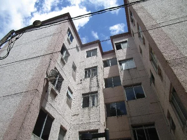 Apartamento - 2 Quartos - Lauro de Freitas - Ocupado — foto 2