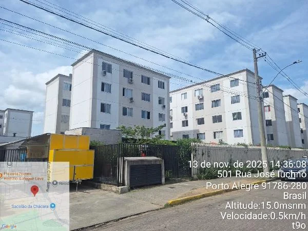 Apartamento - 2 Quartos - Porto Alegre - Desocupado — foto 2