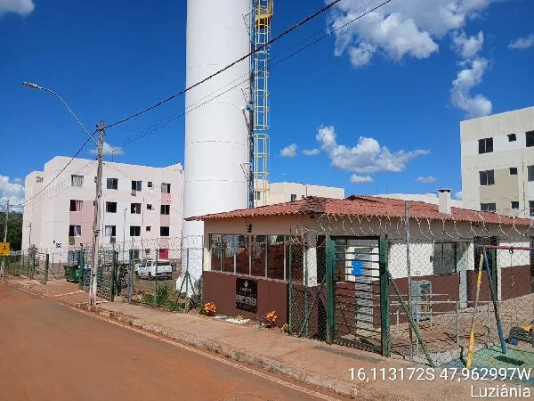 Apartamento - 2 Quartos - Luziania - Ocupado — foto 2