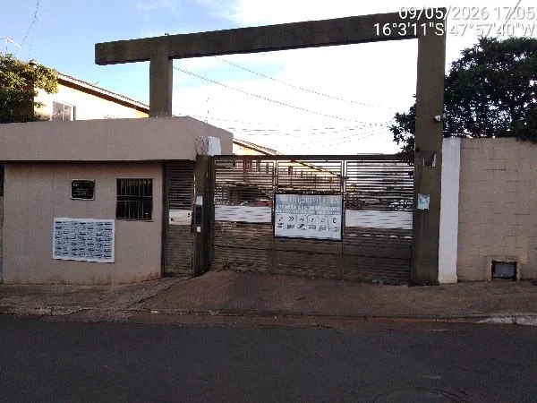 Apartamento - 2 Quartos - Valparaiso de Goias - Ocupado — foto 2