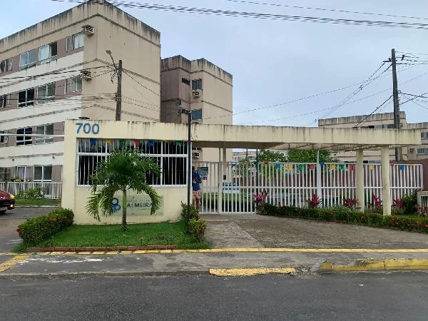 Apartamento - 2 Quartos - Sao Lourenco da Mata - Ocupado — foto 2