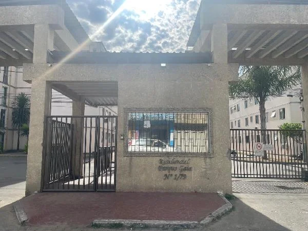 Apartamento - 2 Quartos - Campos dos Goytacazes - Ocupado — foto 2