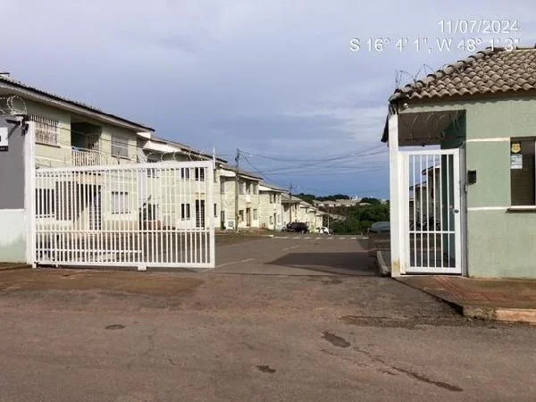 Apartamento - 2 Quartos - Valparaiso de Goias - Ocupado — foto 2