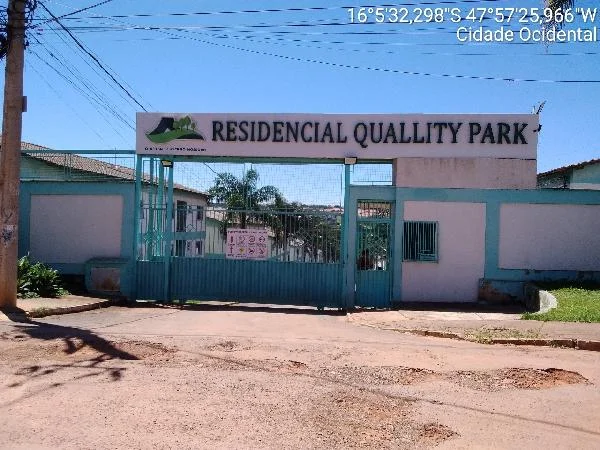 Apartamento - 2 Quartos - Cidade Ocidental - Ocupado — foto 2